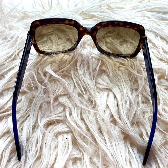 Authentic Gucci sunglasses - Picture 2 of 9